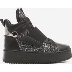 Czarne Sneakersy Sykes. Czarne sneakersy damskie Renee. W wyprzedaży za 89,99 zł.