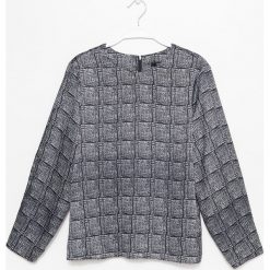 Simple - Bluzka. Szare bez kategorii marki Simple, s, z poliesteru, casualowe, z okrągłym kołnierzem. W wyprzedaży za 239,90 zł.