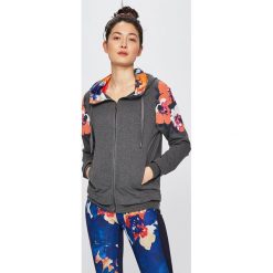 Desigual Sport - Bluza. Szare bluzy sportowe damskie marki Desigual Sport, s, z nadrukiem, z bawełny, bez rękawów, z kapturem. Za 249,90 zł.