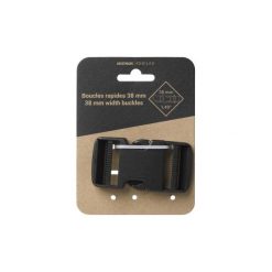 Sprzączka 38 mm. Czarne plecaki męskie FORCLAZ. Za 11,99 zł.