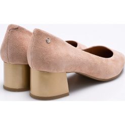 Tommy Hilfiger - Czółenka. Czarne czółenka damskie TOMMY HILFIGER, bez wzorów, ze skóry, bez obcasa, na obcasie. W wyprzedaży za 399,90 zł.