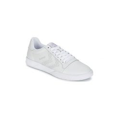 Buty Hummel HML STADIL LO. Białe trampki i tenisówki damskie Hummel, bez wzorów, bez zapięcia. Za 209,40 zł.