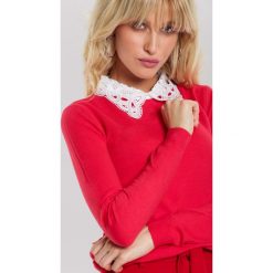 Czerwony Sweter Valley Girl. Czerwone swetry damskie other, s, bez wzorów, casualowe, bez rękawów, bez kaptura. Za 89,99 zł.