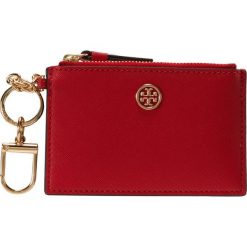 Portfele damskie: Tory Burch ROBINSON CARD CASE KEY FOB Portfel poppy orange/classic tan