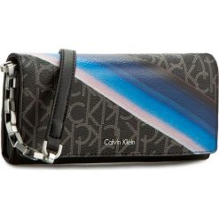 Torebka CALVIN KLEIN - Tin4 Large Trifold On Chain K60K602388 910. Czarne torebki klasyczne damskie marki Calvin Klein, ze skóry ekologicznej. W wyprzedaży za 309,00 zł.