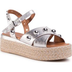 Espadryle INUOVO - 117024 Silver. Szare espadryle damskie Inuovo, bez wzorów, ze skóry, bez obcasa. Za 429,00 zł.