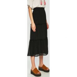 Only - Spódnica. Czarne spódniczki damskie ONLY, bez wzorów, z poliesteru, maxi, rozkloszowane. Za 129,90 zł.