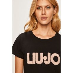 Liu Jo - T-shirt. Białe bluzki damskie Liu Jo, s, z aplikacjami, z elastanu, casualowe, z okrągłym kołnierzem, z krótkim rękawem. Za 269,90 zł.