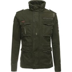 Superdry RIP&REPAIR ROOKIE MILITARY Kurtka wiosenna field dark khaki. Brązowe kurtki męskie Superdry, m, z bawełny. Za 559,00 zł.