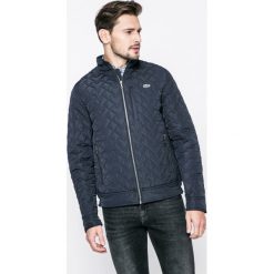 Lacoste - Kurtka. Niebieskie kurtki męskie marki Lacoste, z poliesteru, z kapturem. W wyprzedaży za 629,90 zł.