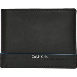 Calvin Klein Jeans - Portfel Elias Billfold. Czarne portfele męskie marki Calvin Klein Jeans, z jeansu. W wyprzedaży za 229,90 zł.
