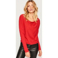 Sweter - Czerwony. Czerwone swetry klasyczne damskie Reserved, l. Za 59,99 zł.