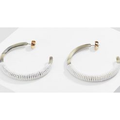 Kolczyki damskie: J.CREW BEADED LUCITE HOOP Kolczyki dusty ivory