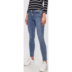 Tally Weijl - Jeansy Paris. Niebieskie jeansy damskie TALLY WEIJL, bez wzorów, z elastanu, z obniżonym stanem. W wyprzedaży za 89,90 zł.