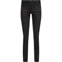 Jeansy Slim Fit Liu Jo F69360 T4109. Czarne jeansy damskie Liu Jo, bez wzorów, z elastanu. W wyprzedaży za 379,00 zł.