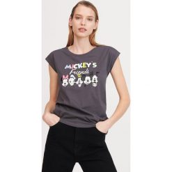 T-shirt Mickey's Friends - Szary. Szare t-shirty damskie Reserved, s. Za 39,99 zł.