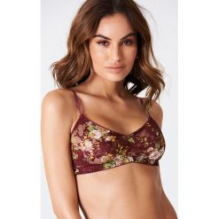 NA-KD Lingerie Koronkowa braletka - Red,Multicolor. Czerwone biustonosze NA-KD Lingerie, bez wzorów, z koronki. W wyprzedaży za 21,88 zł.