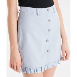 Spódnica mini z ozdobnymi guzikami - Niebieski. Niebieskie spódniczki damskie Cropp, s, bez wzorów, mini. Za 59,99 zł.