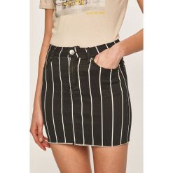Only - Spódnica. Czarne spódniczki damskie ONLY, na co dzień, s, bez wzorów, z elastanu, casualowe, mini, ołówkowe. W wyprzedaży za 79,90 zł.