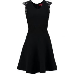 Derhy GAG Sukienka dzianinowa noir. Czarne sukienki damskie dzianinowe marki Derhy, s. Za 639,00 zł.