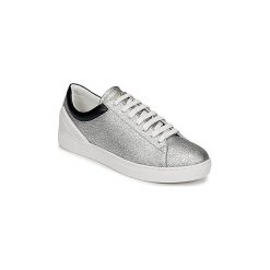 Buty Emporio Armani FEMENCO. Szare trampki i tenisówki damskie marki Emporio Armani, bez wzorów, bez zapięcia. Za 615,20 zł.