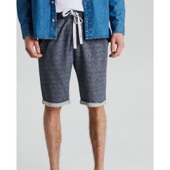 Dresowe szorty - Granatowy. Niebieskie spodenki i szorty męskie Cropp, s, bez wzorów, z dresówki. Za 47,99 zł.