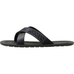 Emporio Armani Sandały kąpielowe black. Czarne kąpielówki męskie Emporio Armani, m, z materiału. Za 339,00 zł.