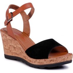 Sandały S.OLIVER - 5-28325-24 Black 001. Pomarańczowe klapki damskie S.Oliver, bez wzorów, z zamszu, bez obcasa, na obcasie. Za 239,00 zł.