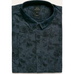 Armani Exchange - Koszula. Niebieskie koszule męskie Armani Exchange, xl, z aplikacjami, z bawełny, klasyczne, z klasycznym kołnierzykiem, z długim rękawem. Za 439,90 zł.