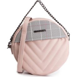 Torebka MONNARI - BAG6240-026 Pink. Różowe torebki klasyczne damskie Monnari, bez wzorów, ze skóry ekologicznej, klasyczne, na ramię, bez dodatków. W wyprzedaży za 99,00 zł.