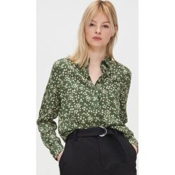 Koszula ze wzorem - Khaki. Brązowe koszule damskie Cropp, s, bez wzorów, bez kołnierzyka, bez rękawów. Za 49,99 zł.