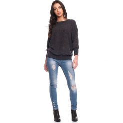 Sweter "Carla" w kolorze ciemnoszarym. Szare swetry damskie Scarlet Jones, l, bez wzorów, bez rękawów, bez kaptura. W wyprzedaży za 119,95 zł.