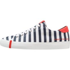 Trampki damskie slip on: Armani Exchange Tenisówki i Trampki white/navy