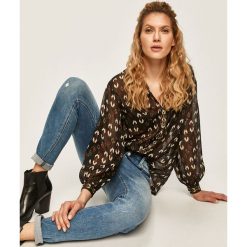 Pepe Jeans - Koszula GISELA. Bluzki damskie s, z poliesteru, klasyczne. Za 339,90 zł.