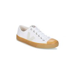 Buty Veja WATA. Białe trampki i tenisówki damskie marki Veja, bez wzorów, bez zapięcia. Za 279,20 zł.