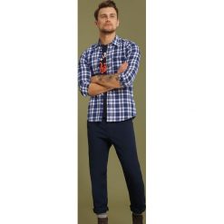 Koszula długi rękaw męska slim fit. Niebieskie koszule męskie na lato, m, klasyczne. W wyprzedaży za 29,99 zł.