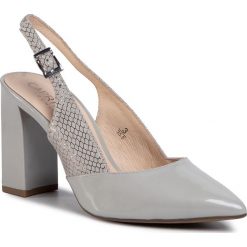 Sandały CAPRICE - 9-29604-24 Lt Grey Comb 908. Szare klapki damskie Caprice, bez wzorów, ze skóry, bez obcasa, na obcasie. W wyprzedaży za 199,00 zł.