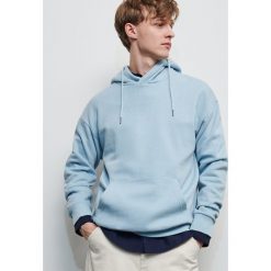 Gładka bluza z bawełną organiczną - Niebieski. Niebieskie bluzy męskie Reserved, xl, bez wzorów, z bawełny, bez kołnierzyka, bez rękawów, bez kaptura. Za 89,99 zł.