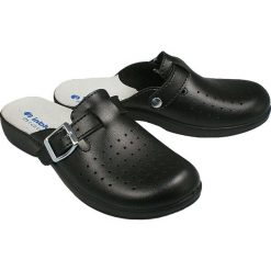 INBLU AE-01 czarny, klapki damskie. Czarne klapki damskie Inblu, w paski, bez obcasa. Za 49,90 zł.