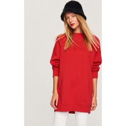 Długa bluza - Czerwony. Czerwone długie bluzy damskie marki Reserved, s, z długim rękawem. Za 89,99 zł.