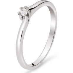 PROMOCJA Złoty Pierścionek - złoto 585, Brylant 0,05ct. Żółte pierścionki damskie W.KRUK, z brylantem, złote. W wyprzedaży za 839,00 zł.