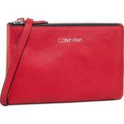 Torebka CALVIN KLEIN - Ck Everyday Duo Crossbody K60K606768 XAS. Czerwone listonoszki damskie Calvin Klein, na imprezę, bez wzorów, ze skóry ekologicznej, bez dodatków. Za 359,00 zł.