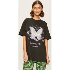 Local Heroes - T-shirt Fly Away. Czarne topy damskie LOCAL HEROES, s, z nadrukiem, z bawełny, z okrągłym kołnierzem. Za 169,90 zł.