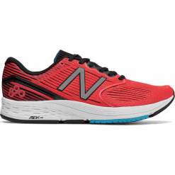 New Balance M890FB6. Buty sportowe męskie New Balance, z gumy, bez zapięcia, tenisowe. W wyprzedaży za 299,99 zł.