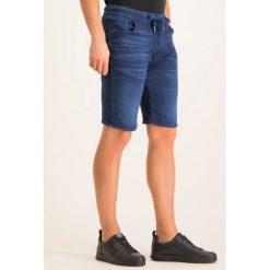 Szorty jeansowe G-Star Raw Arc 3D D06064-B365-071. Niebieskie spodenki i szorty męskie G-Star RAW, m, bez wzorów, z elastanu, retro. W wyprzedaży za 279,00 zł.