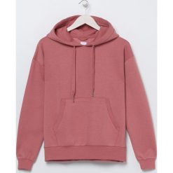 Gładka bluza z kapturem - Różowy. Różowe bluzy damskie Sinsay, s, bez wzorów, bez rękawów, z kapturem. Za 49,99 zł.