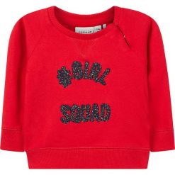 Bluza "Netta" w kolorze czerwonym. Czerwone bluzy niemowlęce marki name it girls, z aplikacjami, z bawełny. W wyprzedaży za 25,95 zł.
