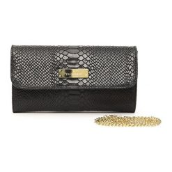 Kopertówki damskie: Skórzana kopertówka w kolorze czarnym – (S)26 x (W)15 cm