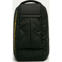 Armani Exchange - Plecak. Czarne plecaki męskie Armani Exchange, bez wzorów, z materiału. Za 589,90 zł.