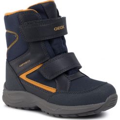 Śniegowce GEOX - J Kuray B Abx A J94AHA 0MEFU C0657 S Navy/Yellow. Niebieskie śniegowce chłopięce Geox, bez zapięcia. W wyprzedaży za 219,00 zł.